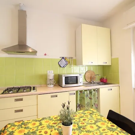 Casa Abelia Marina Di Carrara